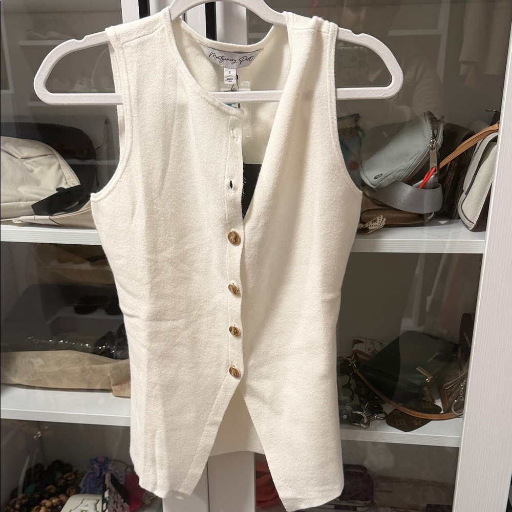 Cream Sleeveless Button-Down Top